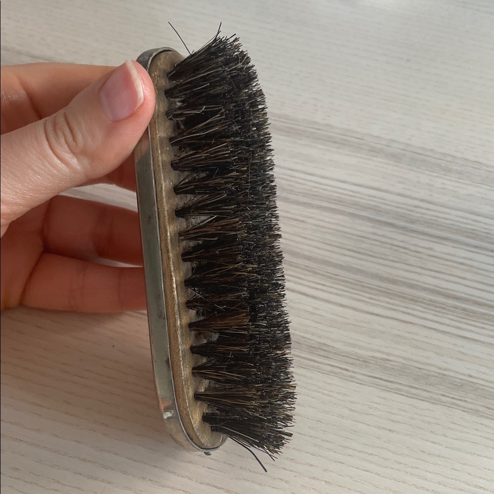 Antique brush
